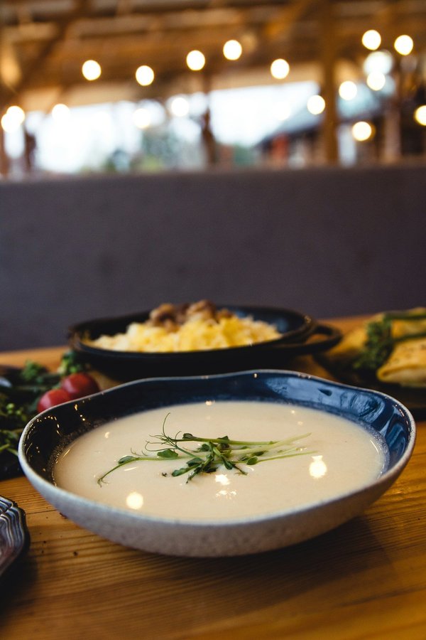 Comment adapter sa routine de soins corporels aux changements de saison?